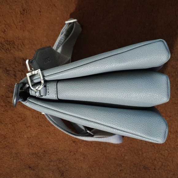 DKNY Nala Crossbody Bag NWOT - Picture 4 of 7